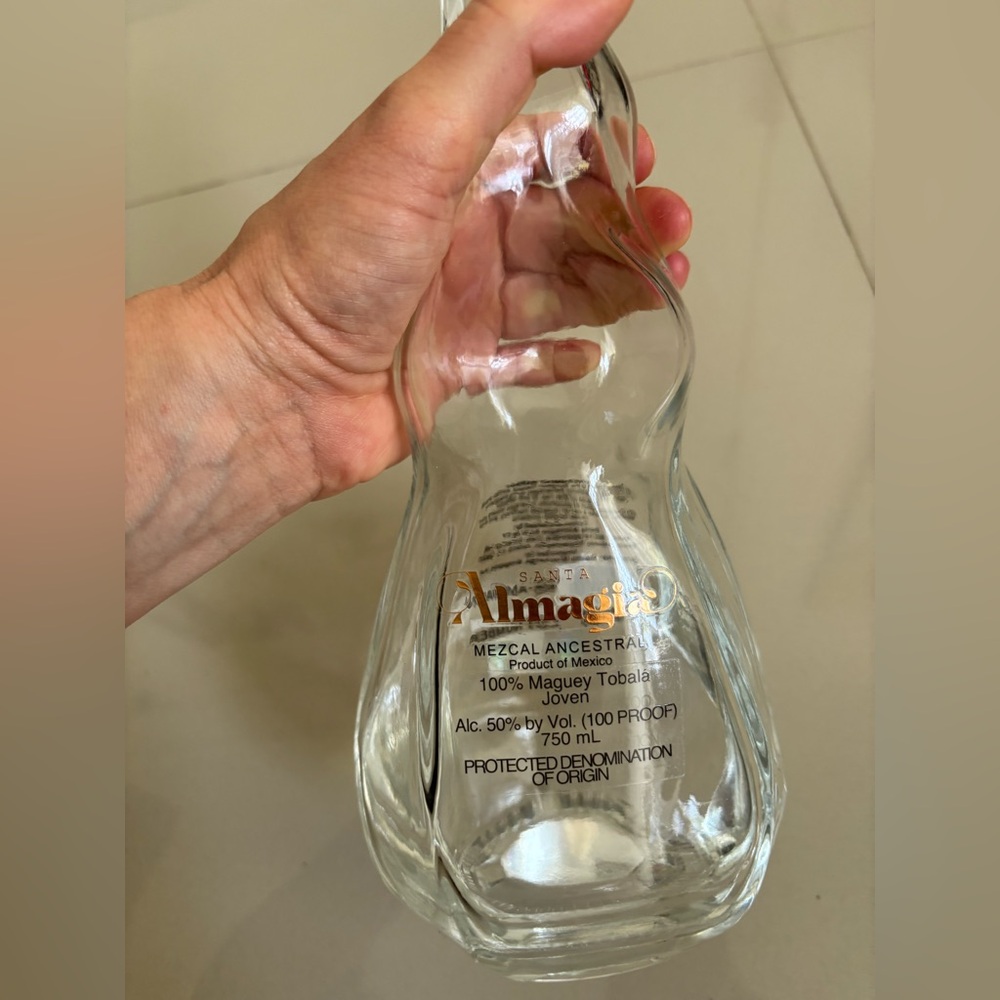 Santa Almagia Mezcal 750 ml empty bottle & original box - Picture 5 of 9